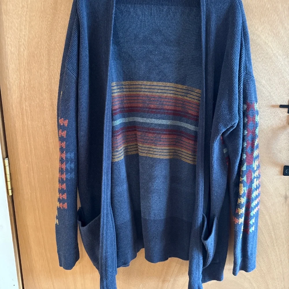 WOMEN'S GRAPHIC OPEN FRONT CARDIGAN - Picture 3 of 3